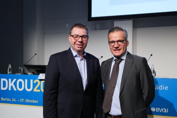 Prof Dieter Christian Wirtz und Prof Ulrich Liener beim DKOU 2023